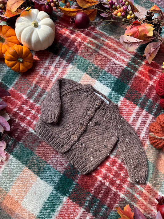 0-3m ‘little one’ acorn fleck cardigan