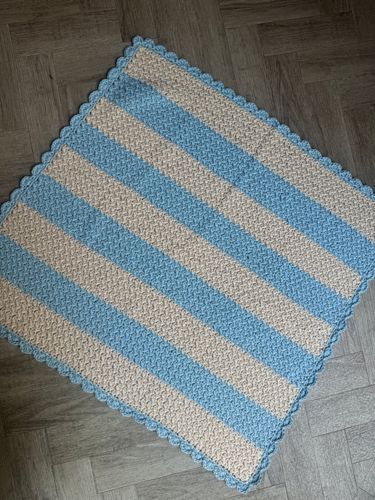 Stroller blanket hand crochet in vanilla & cloud blue stripe