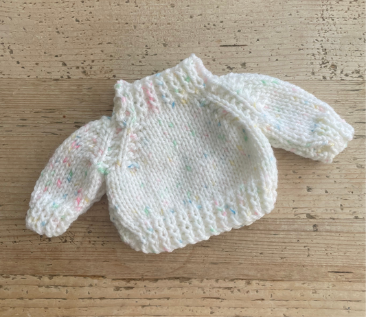 Medium jelly cat white jumper with flecks
