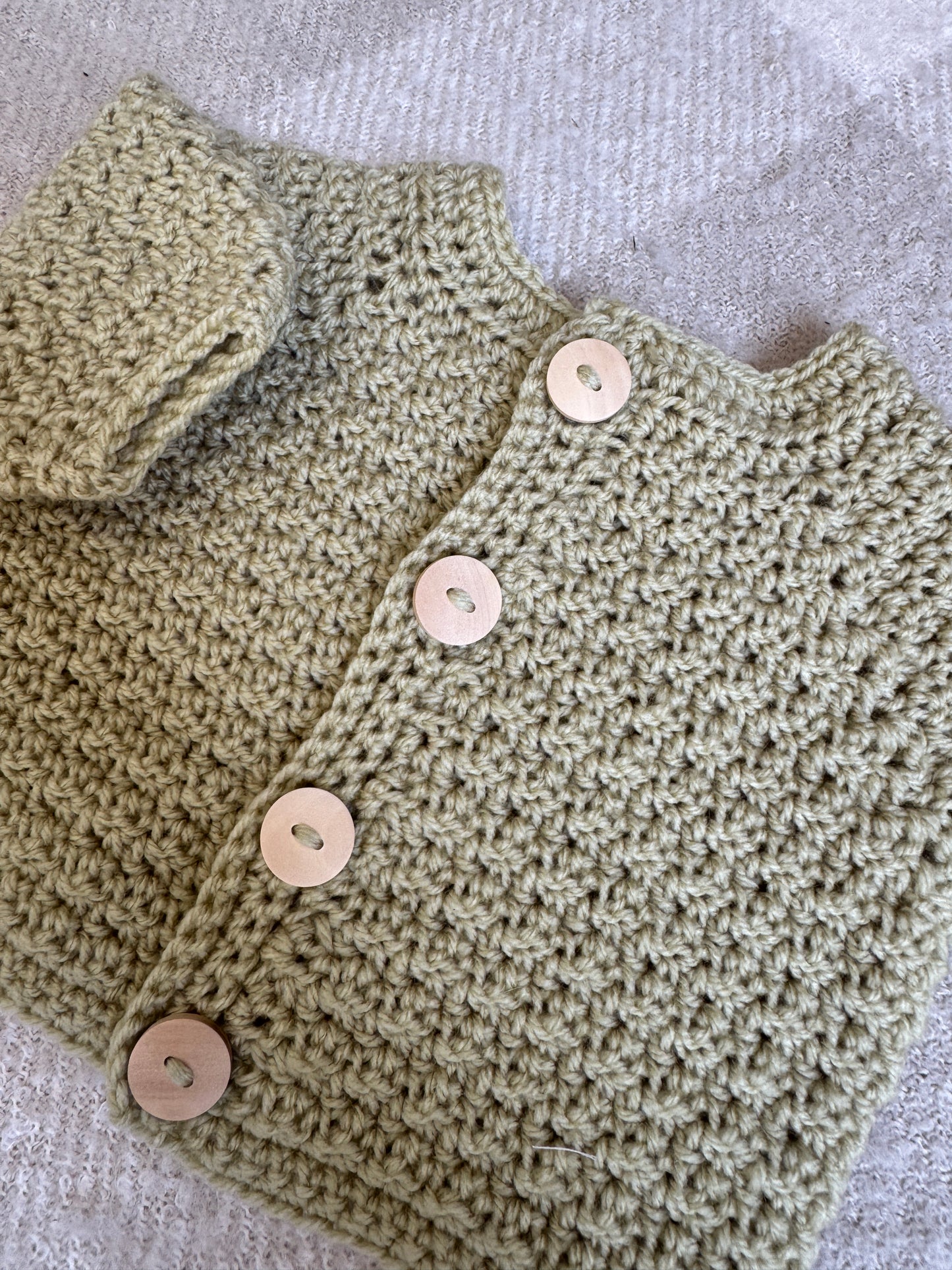 0-6m pale green crochet cardigan