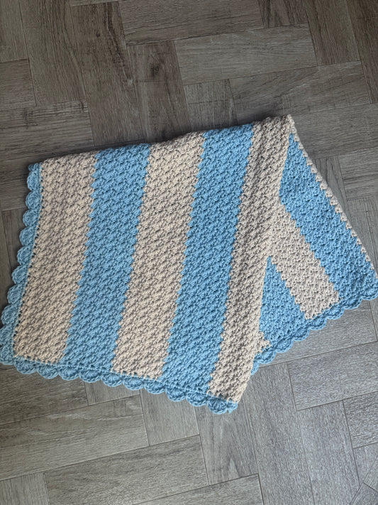 Stroller blanket hand crochet in vanilla & cloud blue stripe