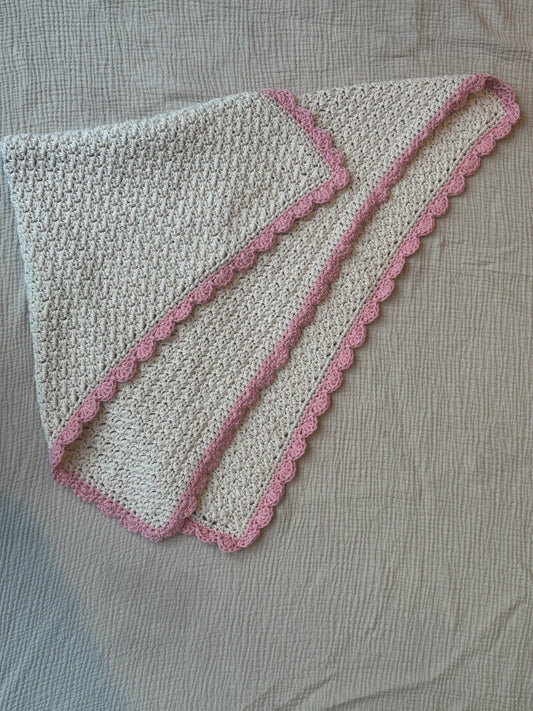 Stroller hand crochet in off white/pink blanket
