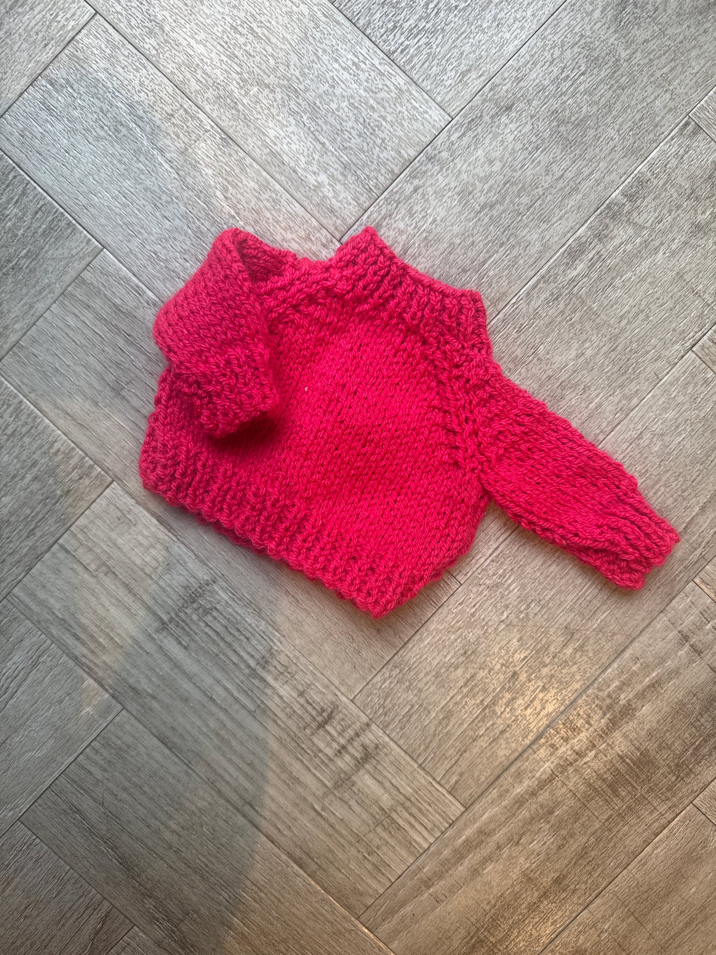 Large jelly cat coral jumper