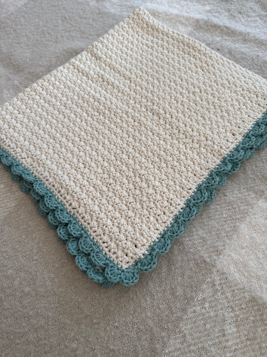 Stroller hand crochet in off white/seafoam blanket