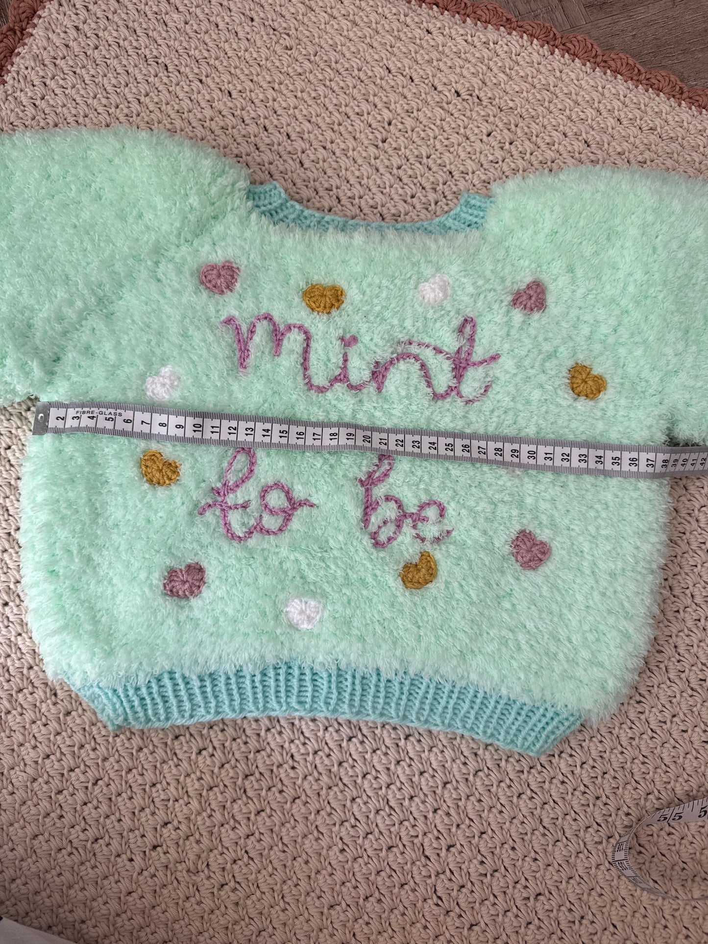 Mint to be  2-3 years cardigan