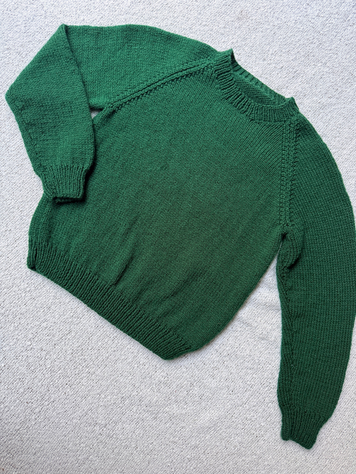 4-6 years bottle green jumper