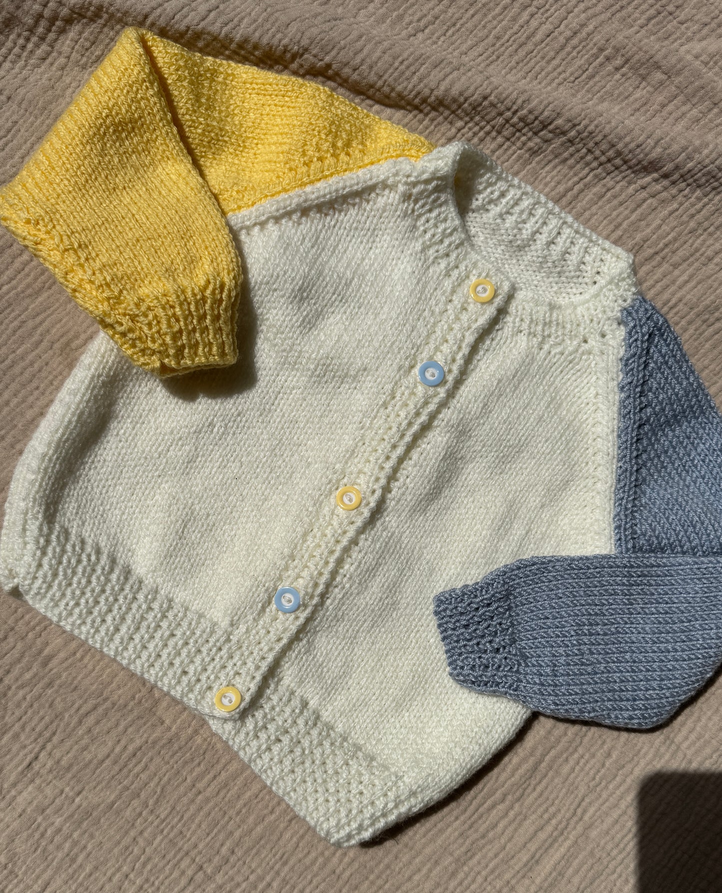 6-12m cream with blue/yellow colour block cardigan